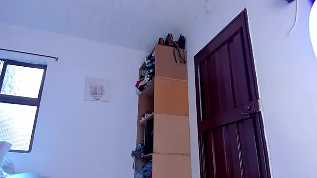 AlondraDiossa03 online show from 6, 10, 2025