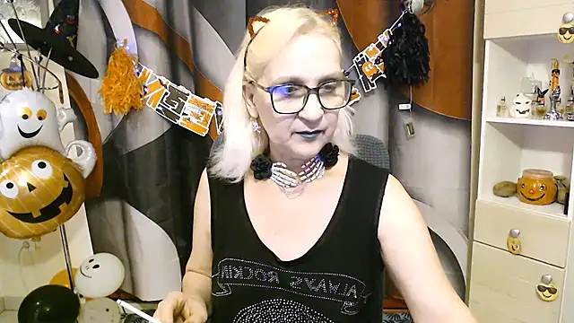 Snapshot of Ala-N-Dala chatting on 30, 10, 2025 Ala-N-Dala online show from 30, 10, 2025