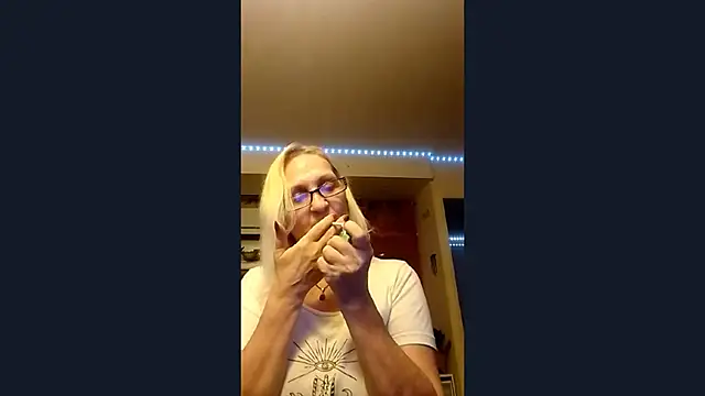 Snapshot of Ala-N-Dala chatting on 16, 12, 2025 Ala-N-Dala online show from 16, 12, 2025