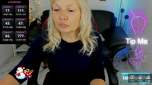 Snapshot of Abby_Moore_ chatting on 18, 3, 2025 Abby Moore online show from 18, 3, 2025