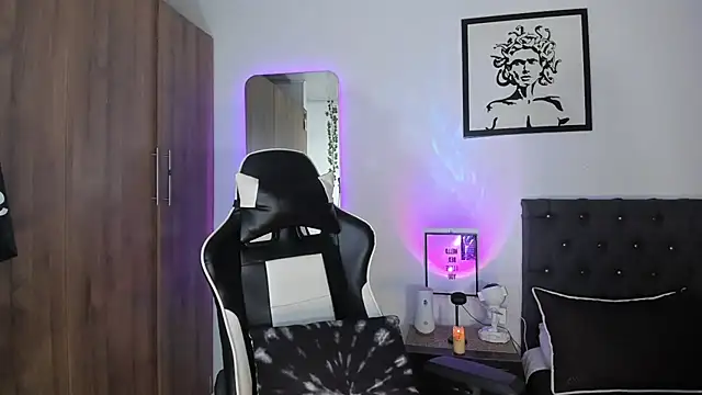 AlanNaughty online show from 13, 1, 2026