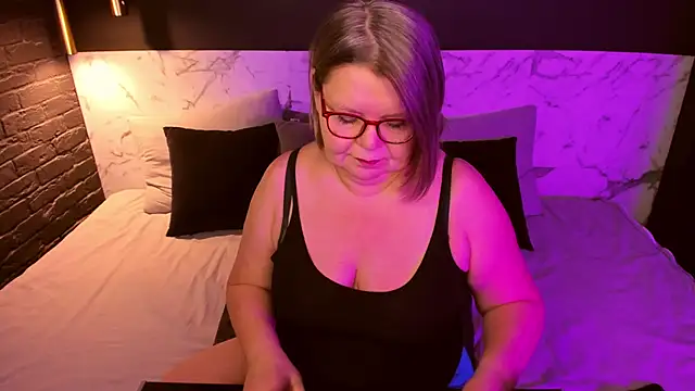 Shannonshine online show from 30, 10, 2025