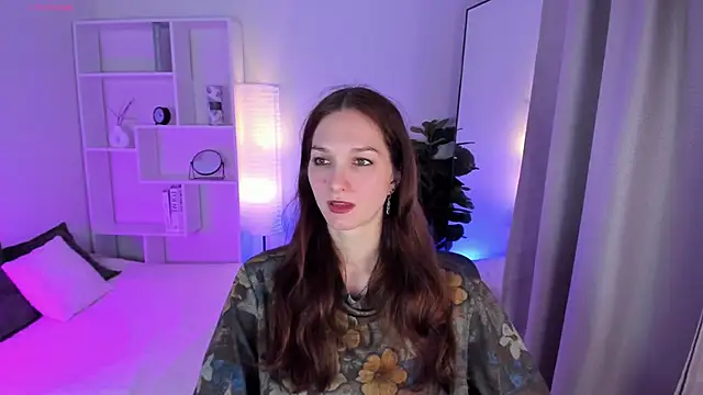 MirandaGlow online show from 9, 4, 2026