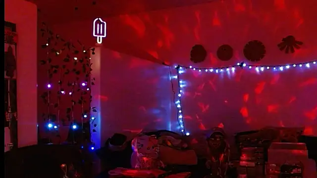 Snapshot of mycock2474u chatting on 1, 3, 2025 mycock2474u online show from 1, 3, 2025