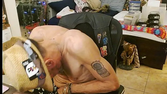 Snapshot of mycock2474u chatting on 7, 3, 2025 mycock2474u online show from 7, 3, 2025