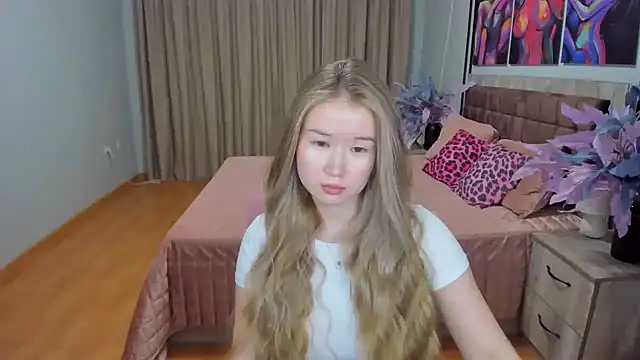 PollyOcean online show from 10, 2, 2025