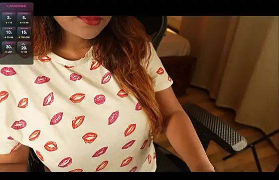 Snapshot of sneha_hussy chatting on 12, 9, 2025 sneha hussy online show from 12, 9, 2025