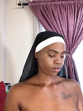 LuciousLips96 online show from 9, 3, 2025