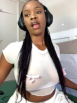 LuciousLips96 online show from 26, 9, 2025