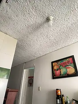 Snapshot of x_elena_x chatting on 12, 12, 2024 x elena x online show from 12, 12, 2024