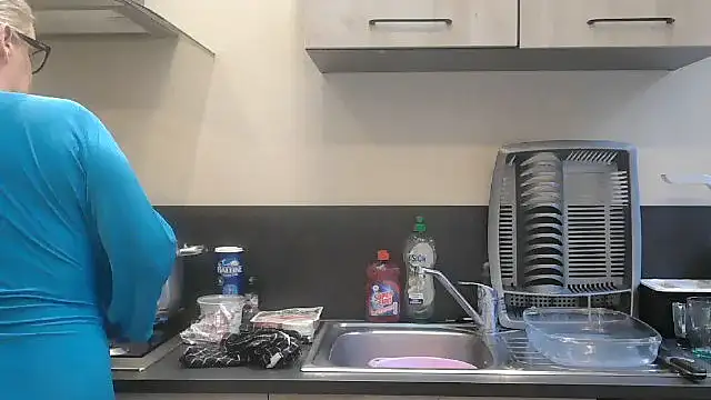 Snapshot of lilie69 chatting on 2, 10, 2025 lilie69 online show from 2, 10, 2025