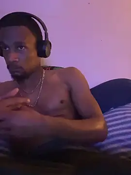 Snapshot of Tristris100 chatting on 16, 10, 2025 Tristris100 online show from 16, 10, 2025