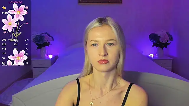 AnnaCarrera online show from 3, 11, 2025