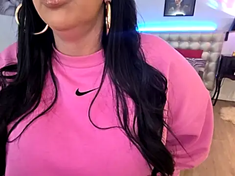 TiffanyRoxx online show from 27, 11, 2025