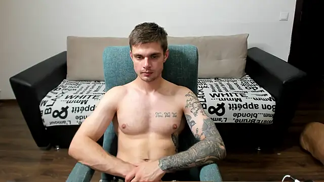 maks wolfis online show from 13, 12, 2024