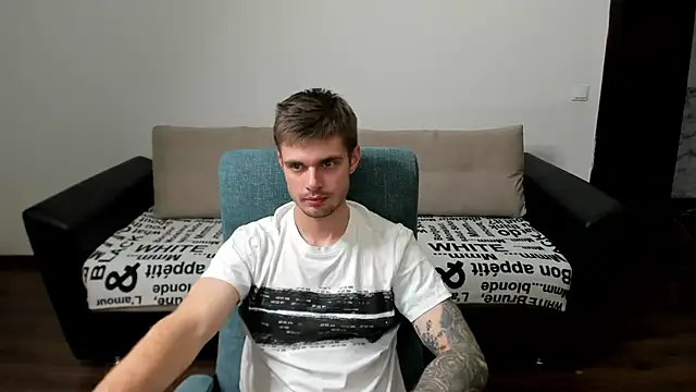 maks wolfis online show from 17, 12, 2024