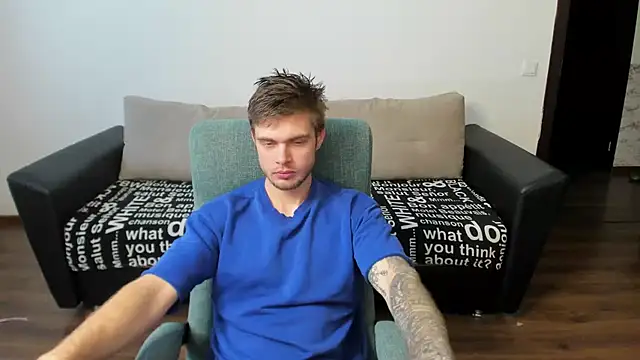 maks wolfis online show from 6, 1, 2025