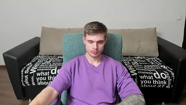 maks wolfis online show from 25, 2, 2025