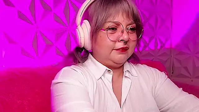 Satyn doll online show from 30, 10, 2025