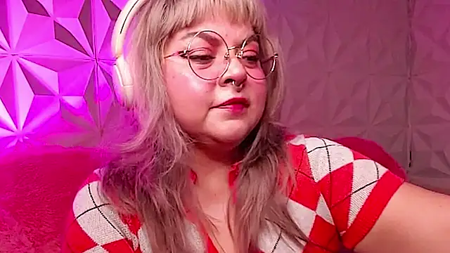 Satyn doll online show from 28, 11, 2025