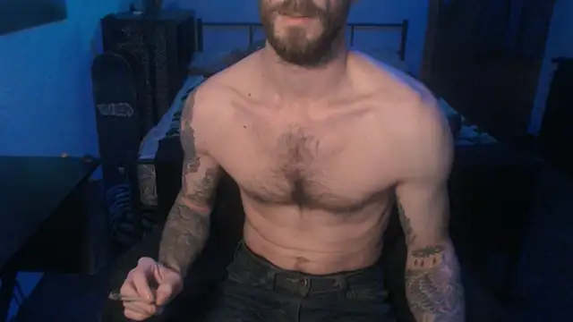 Snapshot of SexxxyLouis chatting on 10, 1, 2025 SexxxyLouis online show from 10, 1, 2025