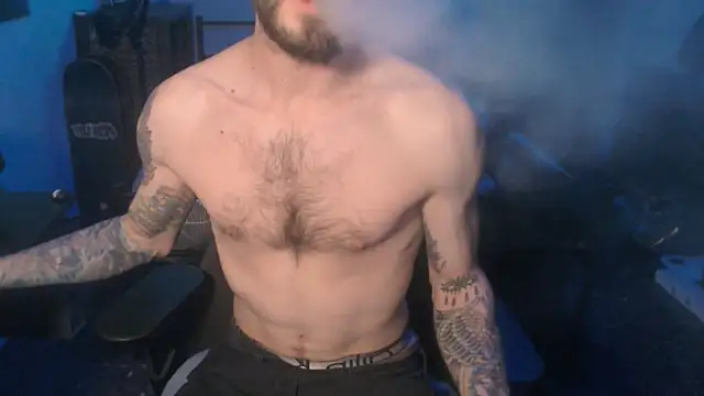 Snapshot of SexxxyLouis chatting on 17, 1, 2025 SexxxyLouis online show from 17, 1, 2025