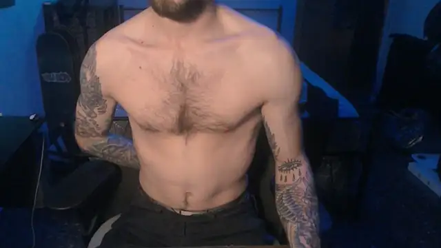 Snapshot of SexxxyLouis chatting on 19, 1, 2025 SexxxyLouis online show from 19, 1, 2025