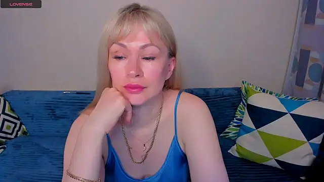 EllenMoore online show from 4, 7, 2026