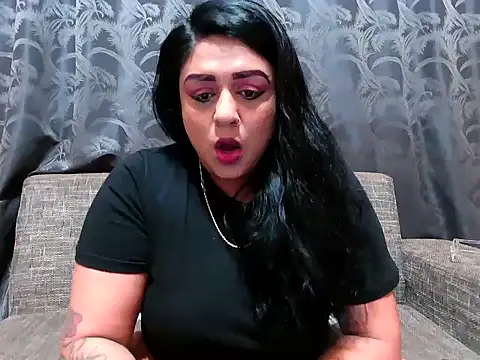 Snapshot of indianishkq7 chatting on 8, 12, 2024 indianishkq7 online show from 8, 12, 2024