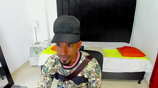 anhtony wayans online show from 3, 2, 2025