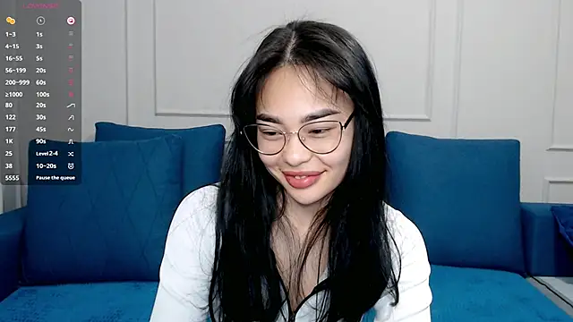 Snapshot of kwana_colada chatting on 5, 3, 2025 kwana colada online show from 5, 3, 2025