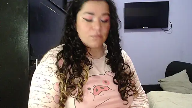 ANGELIQUE KLANE online show from 2, 2, 2025