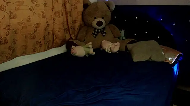 ANGELIQUE KLANE online show from 13, 11, 2025