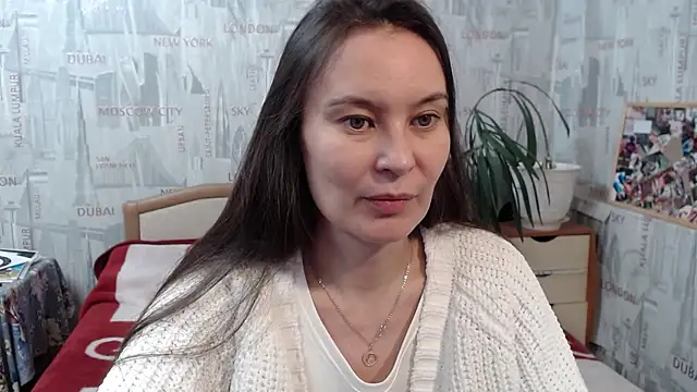 Snapshot of GinaQSoul chatting on 28, 12, 2024 GinaQSoul online show from 28, 12, 2024