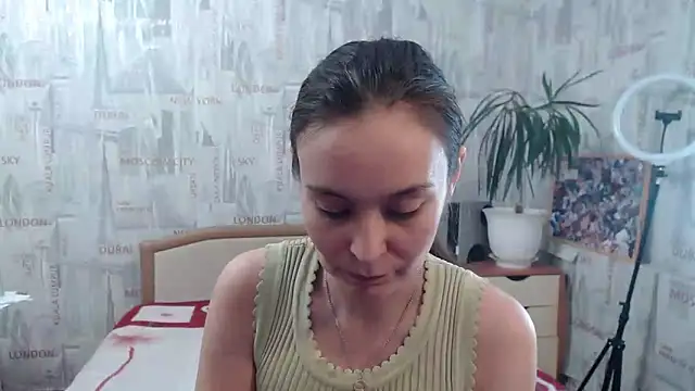 Snapshot of GinaQSoul chatting on 21, 3, 2025 GinaQSoul online show from 21, 3, 2025