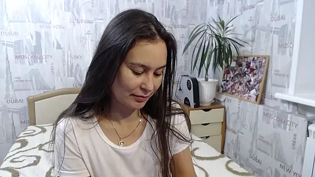 Snapshot of GinaQSoul chatting on 12, 9, 2025 GinaQSoul online show from 12, 9, 2025