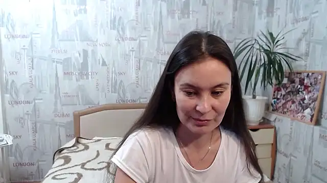 Snapshot of GinaQSoul chatting on 27, 9, 2025 GinaQSoul online show from 27, 9, 2025