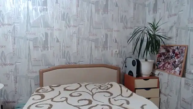 Snapshot of GinaQSoul chatting on 3, 10, 2025 GinaQSoul online show from 3, 10, 2025