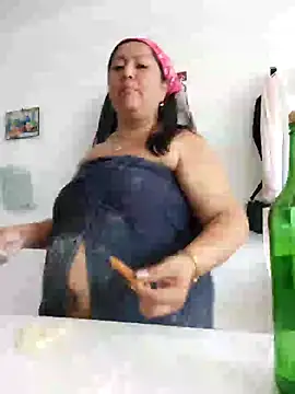 Snapshot of Brenda_Berck_ chatting on 8, 3, 2025 Brenda Berck online show from 8, 3, 2025