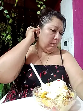 Snapshot of Brenda_Berck_ chatting on 15, 10, 2025 Brenda Berck online show from 15, 10, 2025