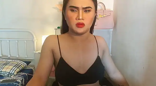 JustineBIGCUM online show from 4, 3, 2025