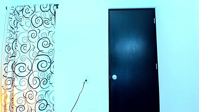 Snapshot of teresasroom_ chatting on 1, 2, 2025 teresasroom online show from 1, 2, 2025