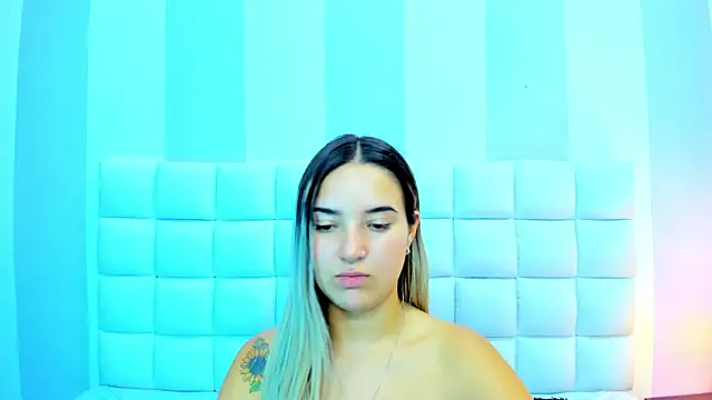 Snapshot of teresasroom_ chatting on 4, 2, 2025 teresasroom online show from 4, 2, 2025