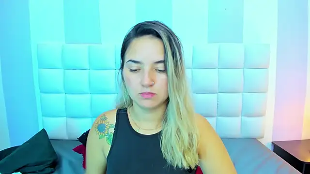 Snapshot of teresasroom_ chatting on 24, 2, 2025 teresasroom online show from 24, 2, 2025