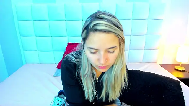 Snapshot of teresasroom_ chatting on 17, 3, 2025 teresasroom online show from 17, 3, 2025