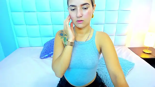 Snapshot of teresasroom_ chatting on 6, 11, 2025 teresasroom online show from 6, 11, 2025