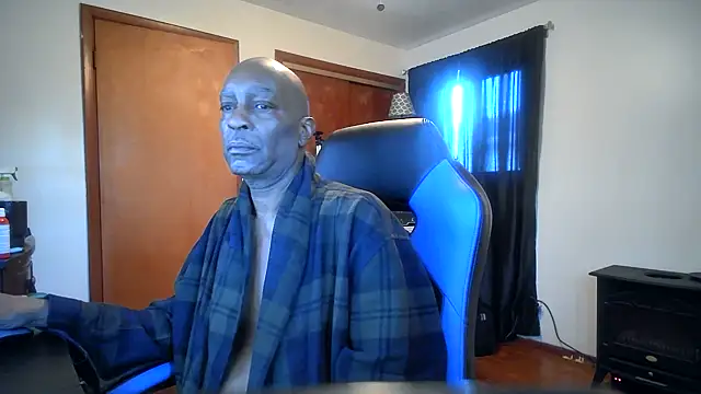 longdick4you8686 online show from 17, 12, 2024