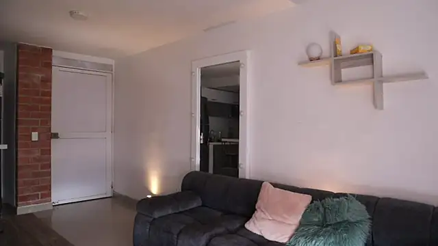  Vahos  online show from 19, 10, 2025