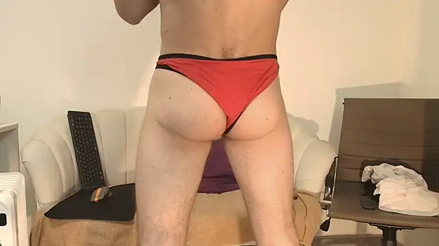 Snapshot of MauroTwin chatting on 13, 12, 2025 MauroTwin online show from 13, 12, 2025