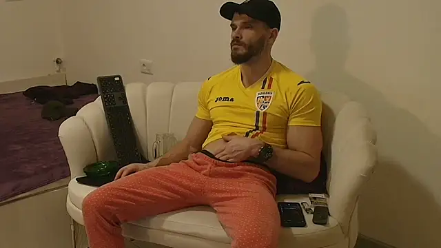 Snapshot of MauroTwin chatting on 16, 2, 2026 MauroTwin online show from 16, 2, 2026